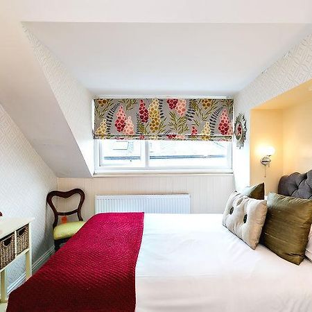 Holmlea Guest House يورك الغرفة الصورة